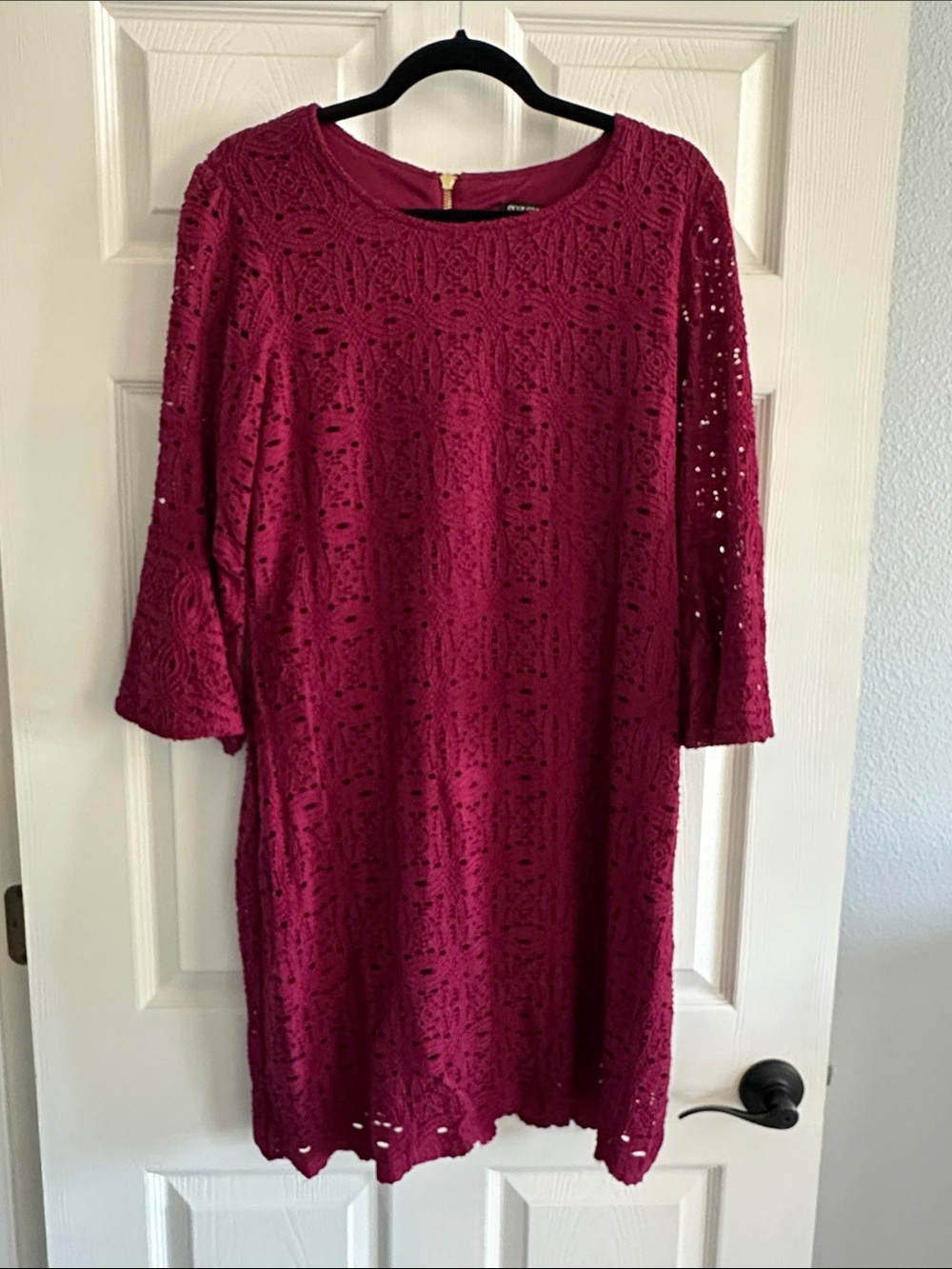 Roz & Ali Berry Lace Midi Dress